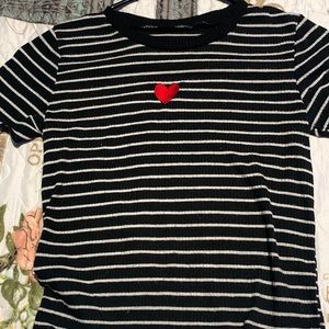 A red and white tank size 10-11